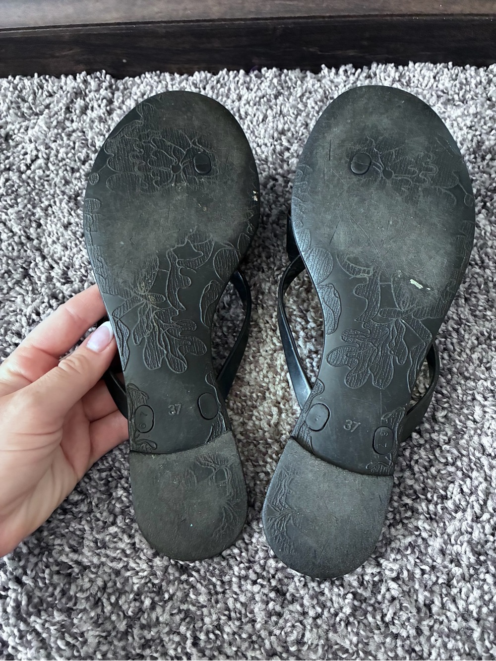 Dizzy Black Bow Jelly Sandal Thong Flip Flops - Picture 3 of 3